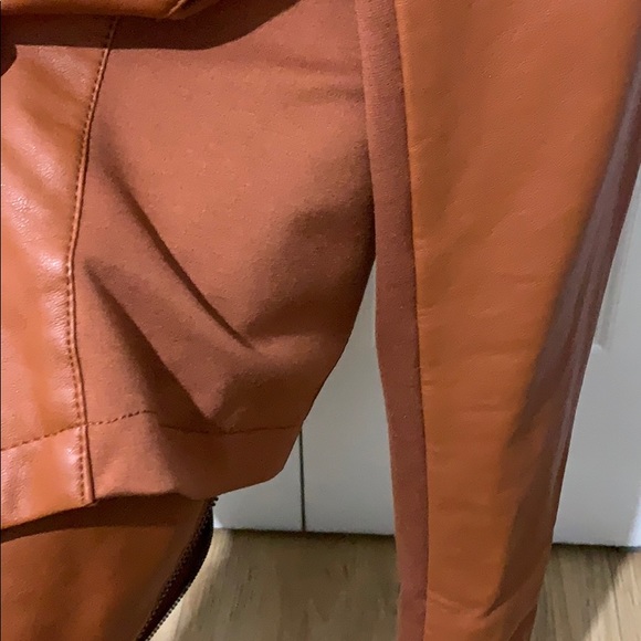 Jacket - Picture 3 of 6